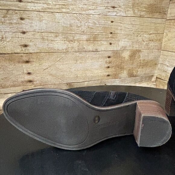 LUCKY BRAND LP-PONIC BLACK SUEDE TEXTURED CASUAL EVERYDAY ANKLE BOOTS SIZE 8M - Picture 8 of 9